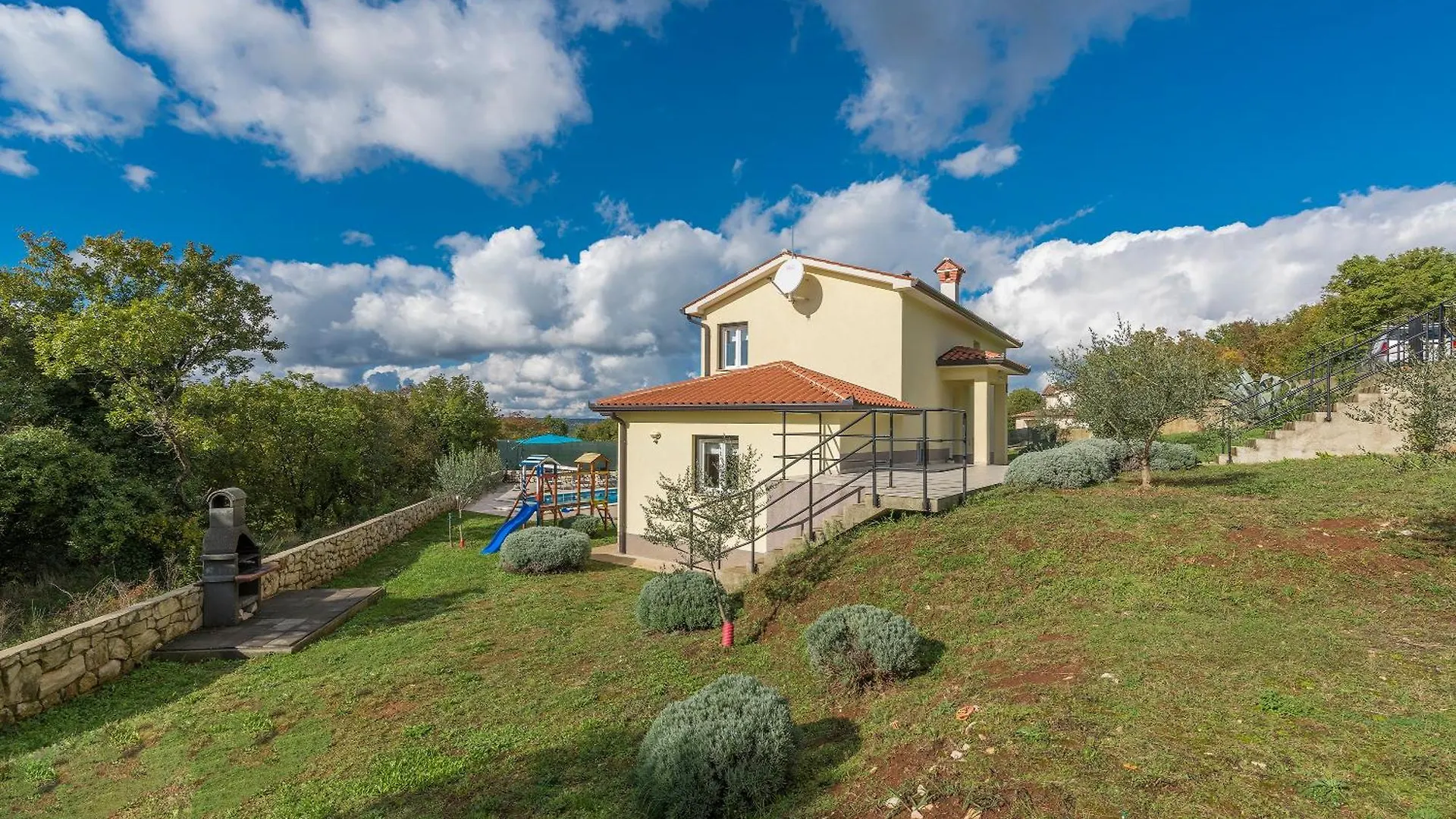 Holiday home Villa Marilu, Modern Villa With Pool Near The Sea Ubasico