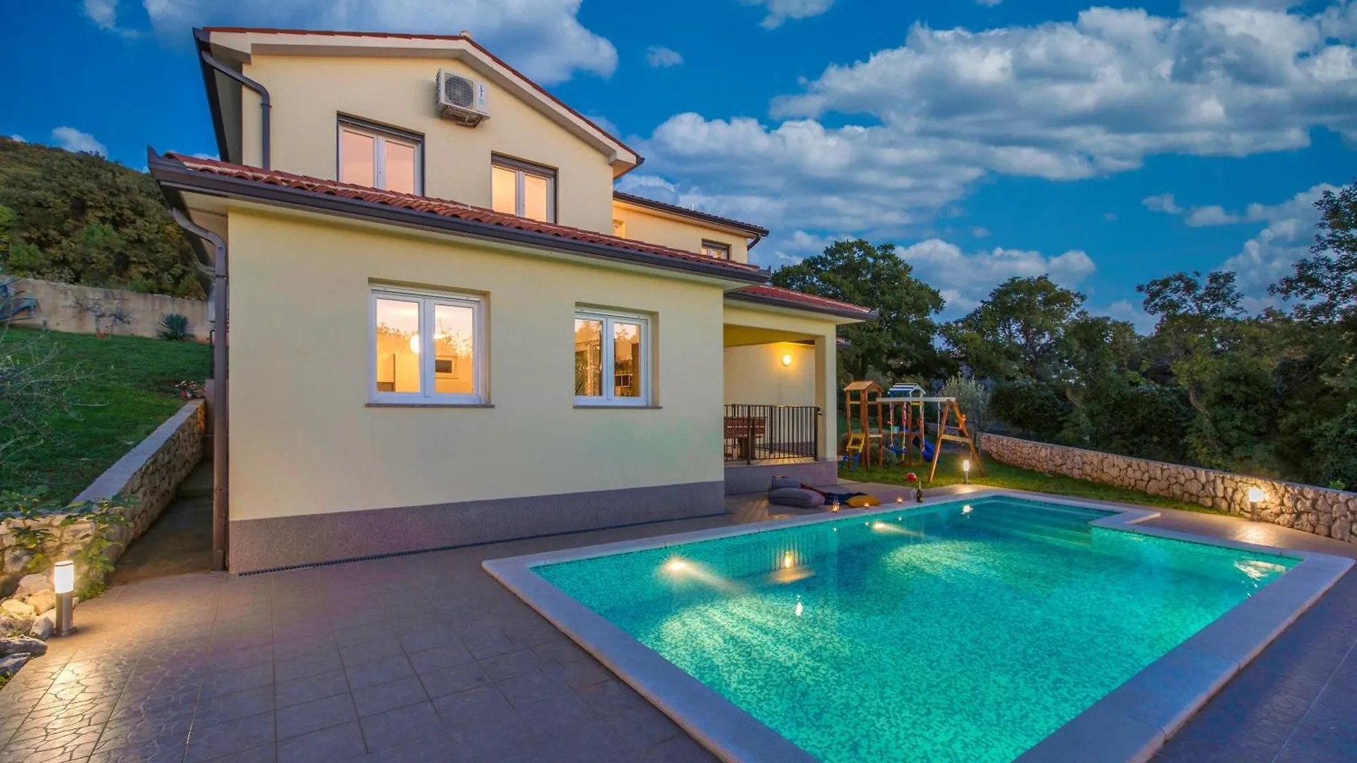 Villa Marilu, Modern Villa With Pool Near The Sea Ubasico 0*,  Croatia