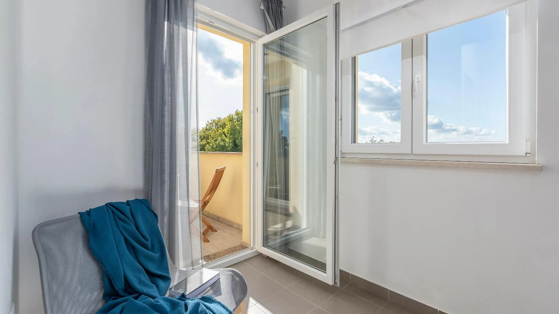 Villa Marilu, Modern Villa With Pool Near The Sea Ubasico 0*,  Croatia
