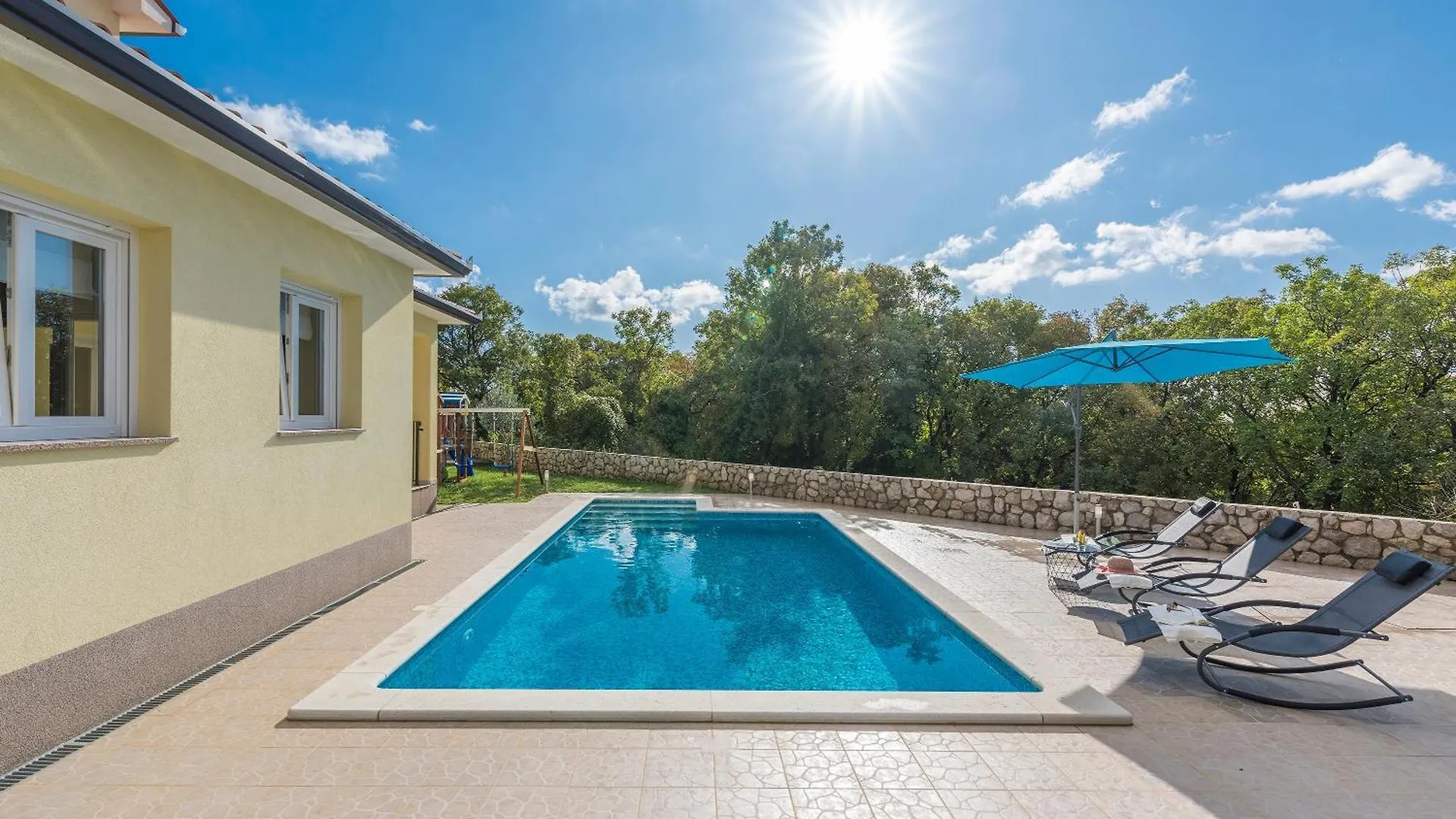 Villa Marilu, Modern Villa With Pool Near The Sea Ubasico 0*,  Croatia