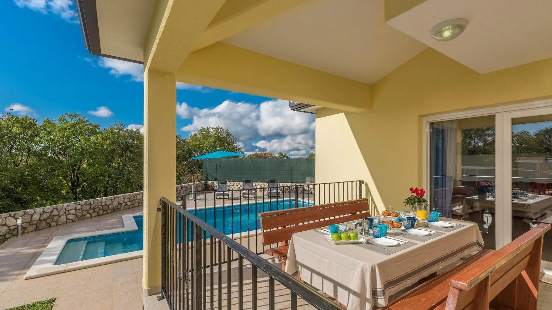 Villa Marilu, Modern Villa With Pool Near The Sea Ubasico